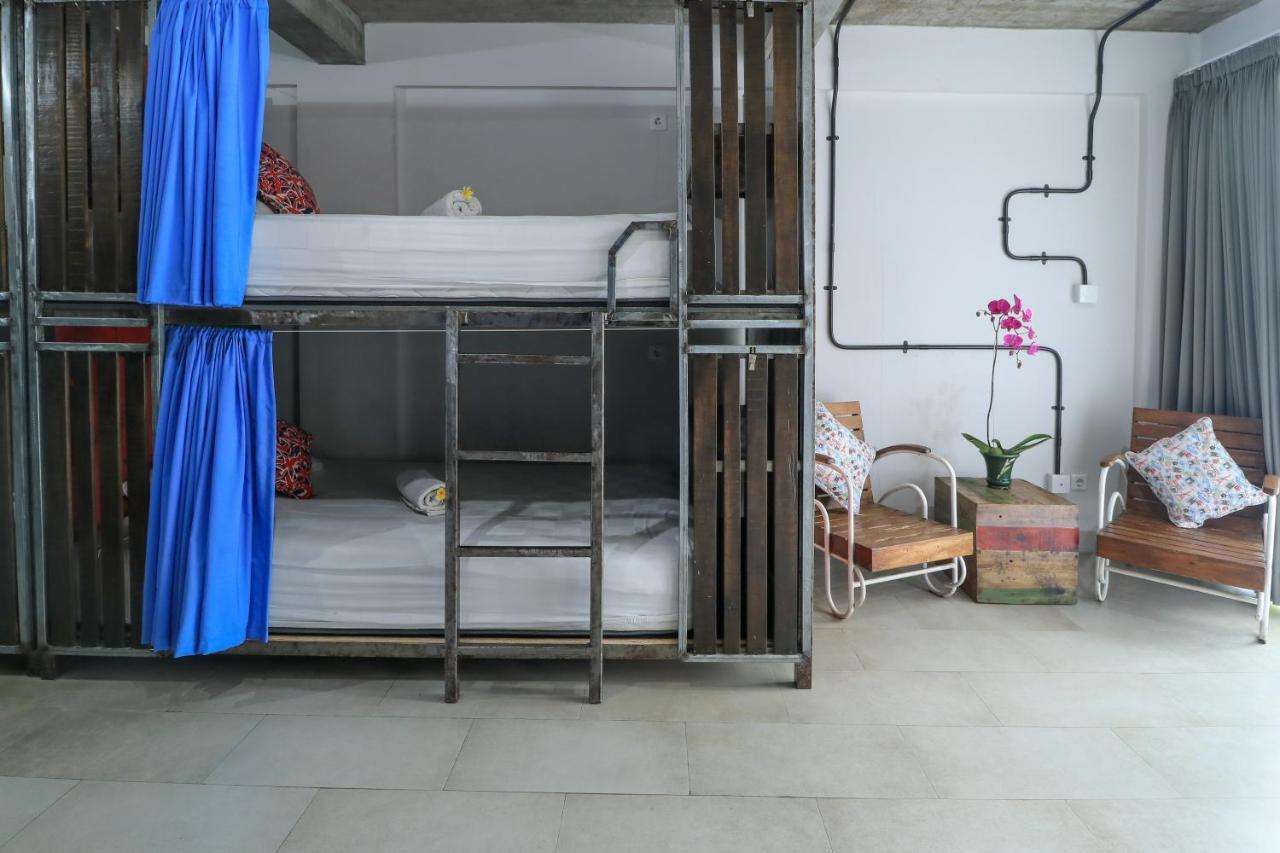 Base Guest House Canggu Exteriér fotografie